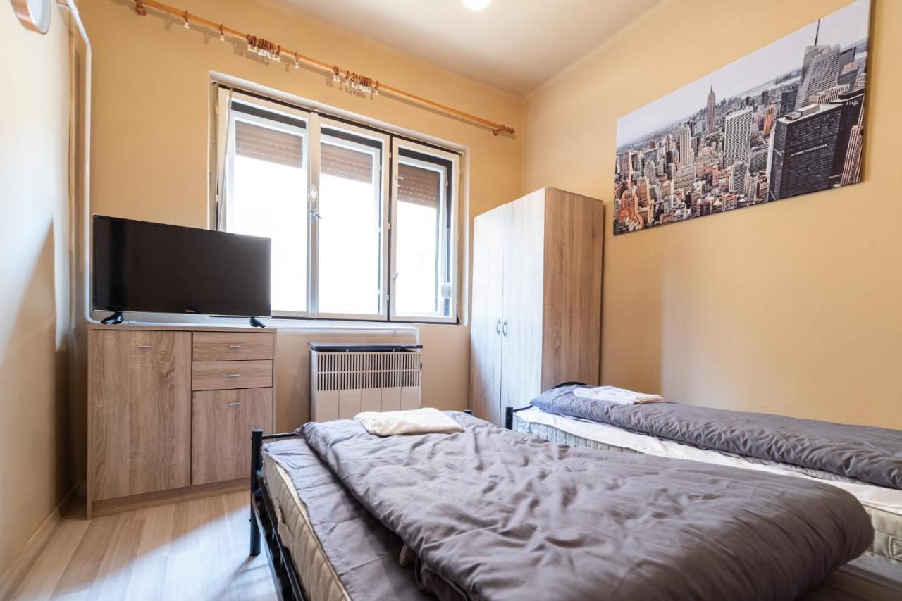 Ivanhoe Apartman Lejlighed Nyírbátor Eksteriør billede